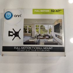 Full-Motion TV Wall Mount 