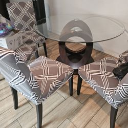 Nice Glass Round Tables With 5 Nice Chairs