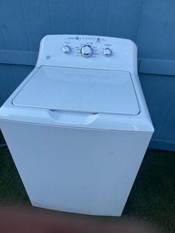 GE Top Load Washer – Needs Control Board – $30 Pickup Only