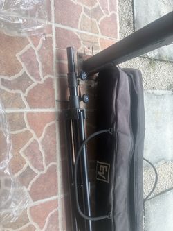 RV speakers stand
