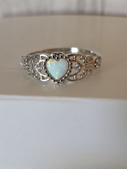Size 8 Lab Opal heart sterling silver 925 ring