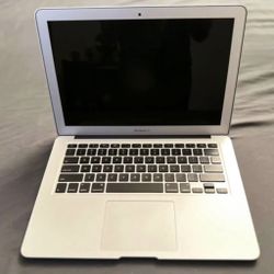 MacBook  Air 