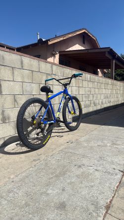 Throne Goon XL Empire Blue 27.5 Obloxkz Edition