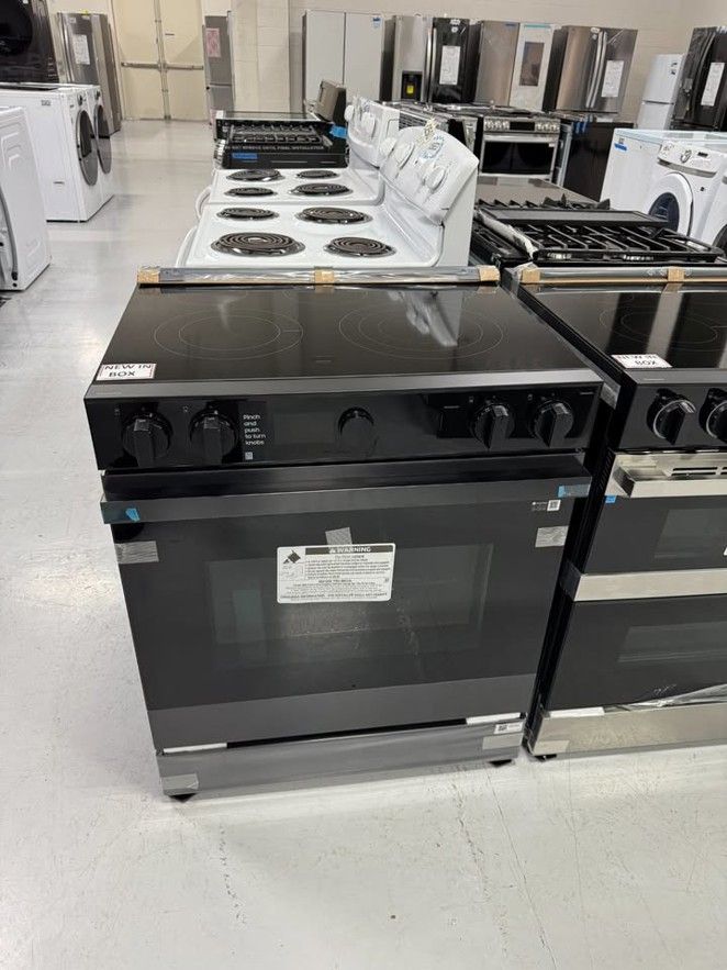 New Black Stainless 30" Slide In Bespoke Stove * PERFECT CONDITION