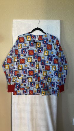 Ladies Snow Happy scrub jacket-size M
