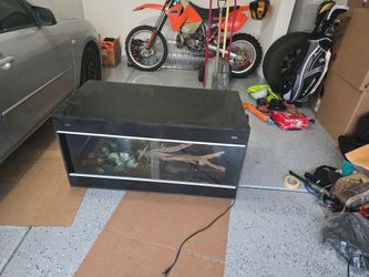 Reptile Enclosure (Large)