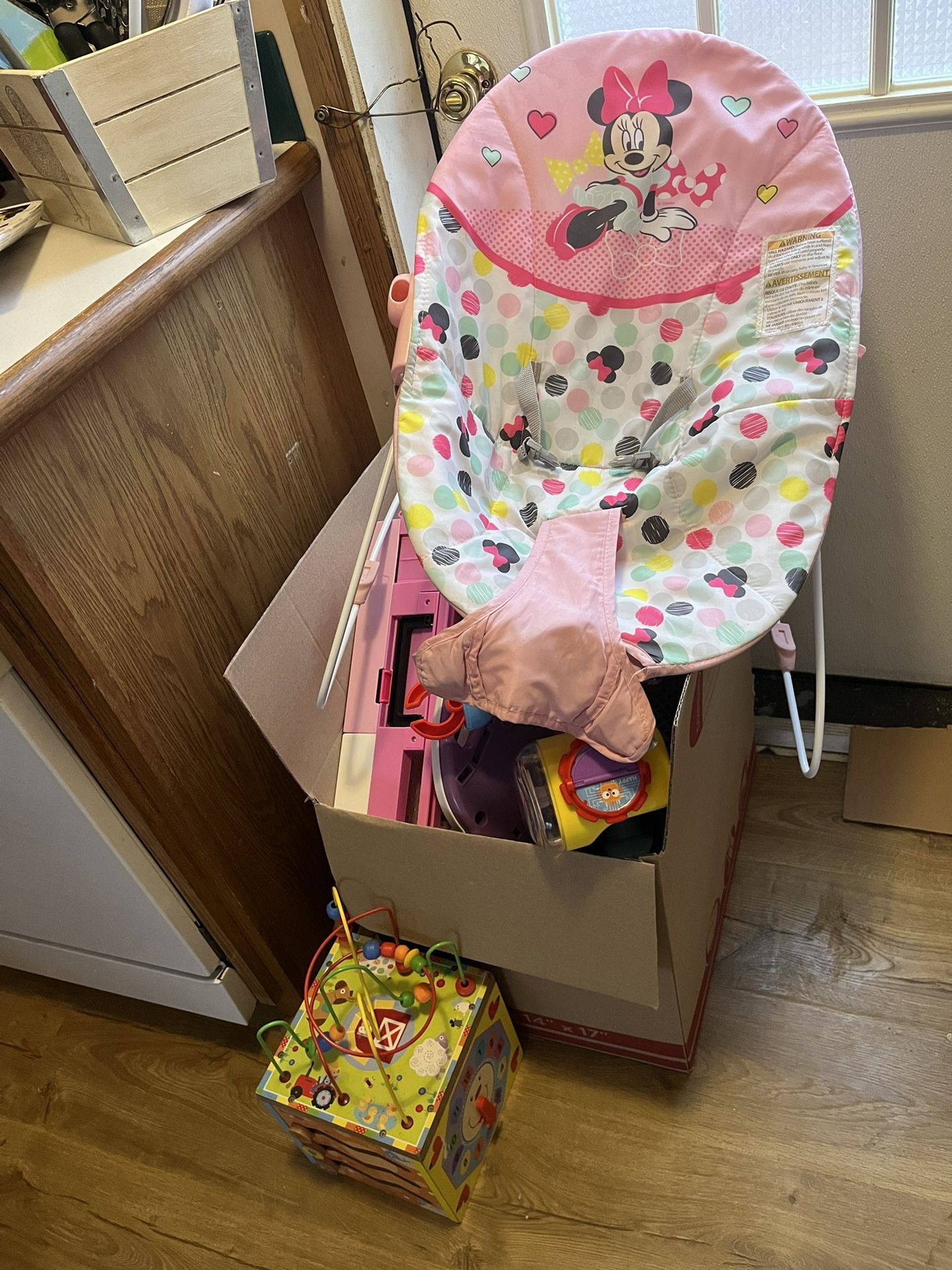 FREE TOYS AND BOUNCER