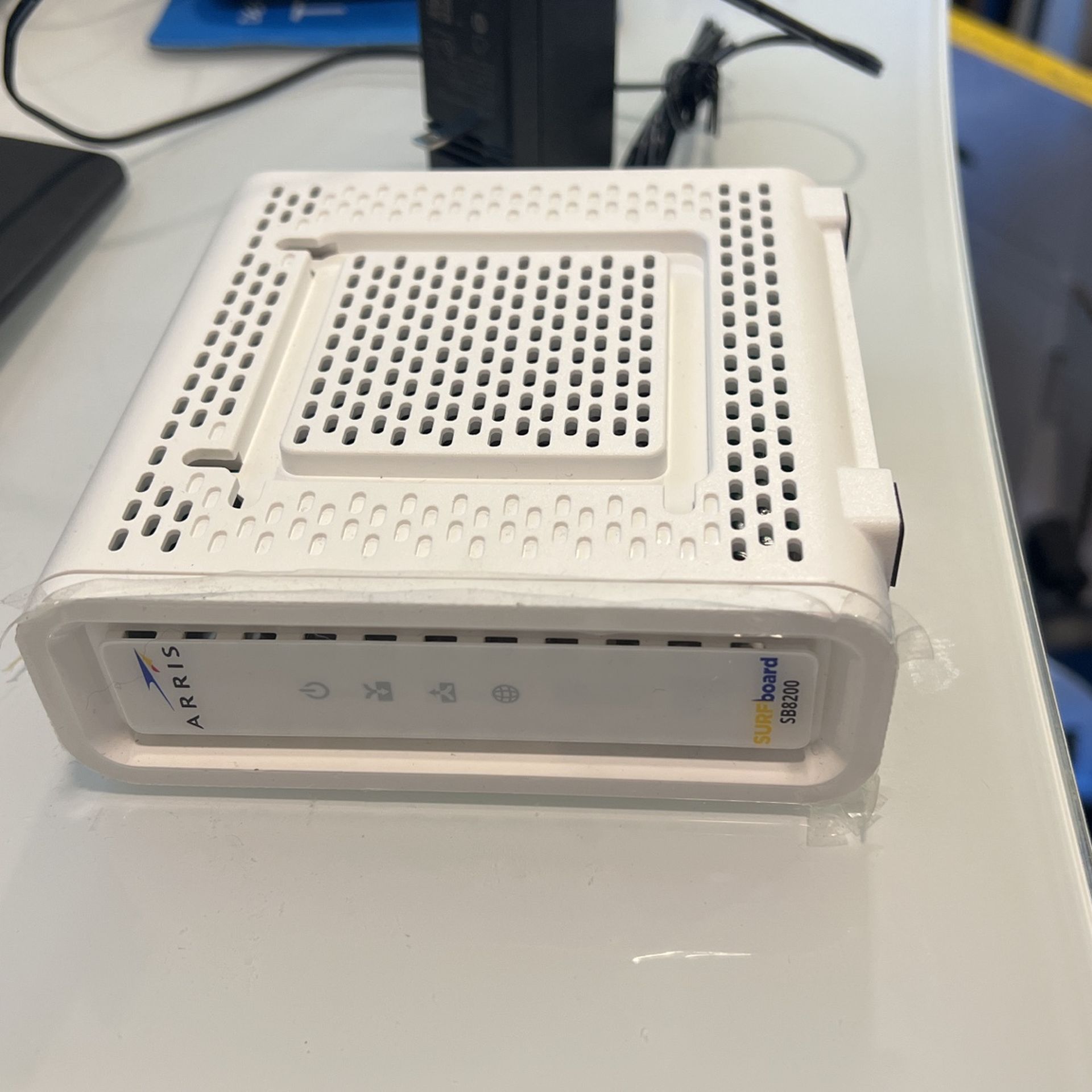 Arris SB8200 Cable Modem