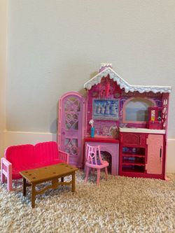 Barbie Winter Fun Chalet (2014) – Excellent Condition + Many Original Accessories