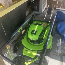 Green Works 40V 20" Cordless Battery Push Lawn Mower