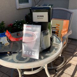 BUNN BT BT Speed Brew 10-Cup Thermal Carafe Home Coffee Brewer, Black