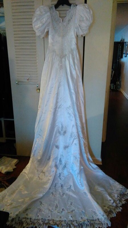Wedding dress