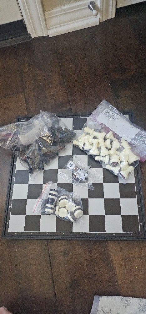 chess and guide book