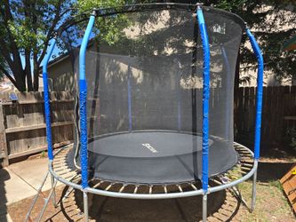 8 foot trampoline