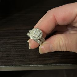 Cluster Diamond Wedding Ring