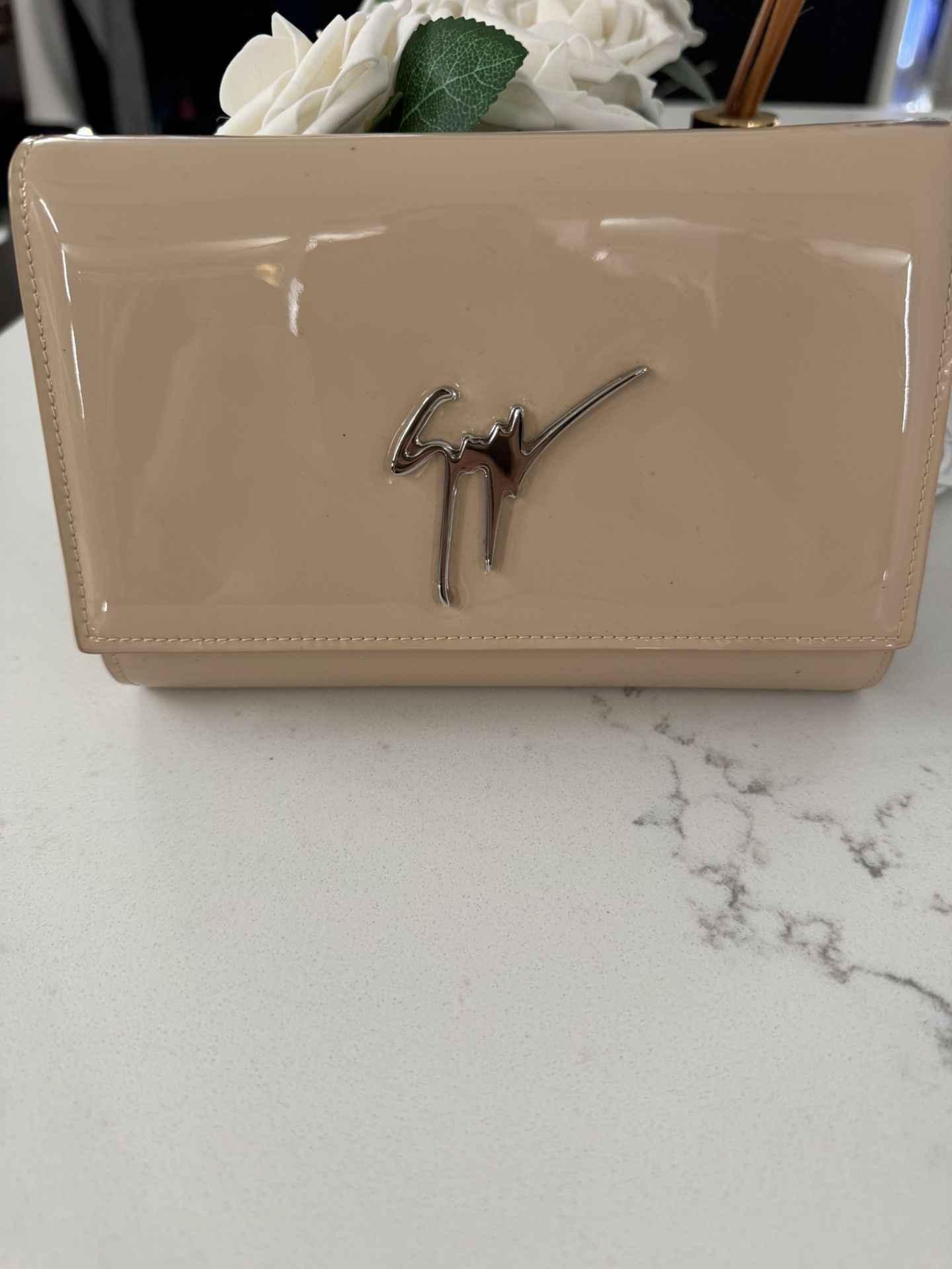 Ballerina Leather Crossbody By Giuseppe Zanotti t