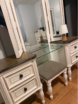 Vanity