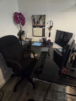 Office desk n chair
