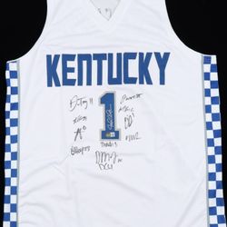 2021 Kentucky Wildcats basketball team Autographed Jersey (Beckett Certified)