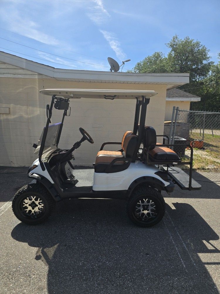 Yamaha Gas Golf Cart