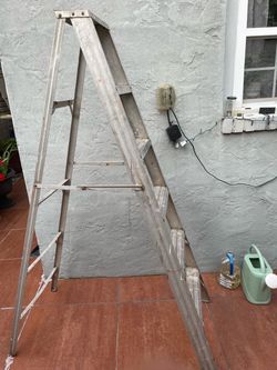6 foot Alumin A-frame step lader