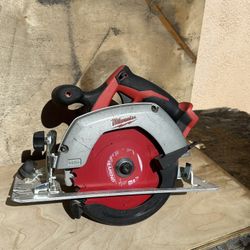 Skill Saw Milwaukee