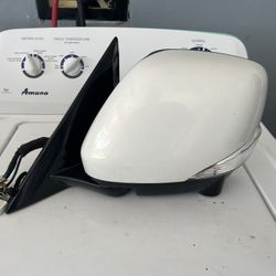 2011-2017 INFINITI QX80 QX56 LEFT DRIVER SIDE MIRROR W/ CAMERA OEM 026620