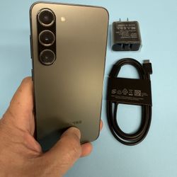 Samsung Galaxy S23 Factory unlocked 128gb / Liberado Para Cualquier Companias 