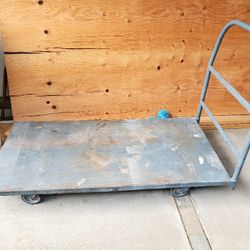 Metal Dolly