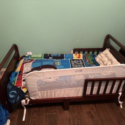 Toddler Bed, Bedding And Extra Rail