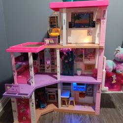 Barbie House W Pool