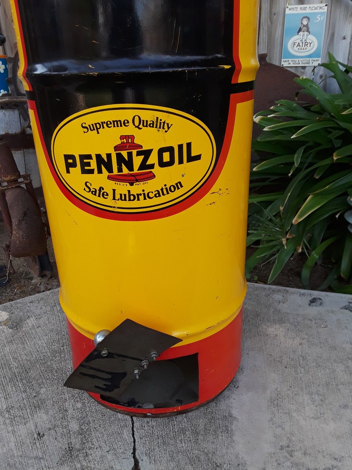 Vintage PENNZOIL 16 Gallon Oil Drum Barrel ~ Garage Decor ~ Trash Can