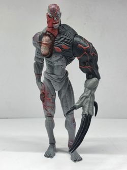 Toy Biz Resident Evil Tyrant Video Game Super Stars Figure 1998 Vintage (T-002)