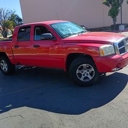 2006 Dodge Dakota