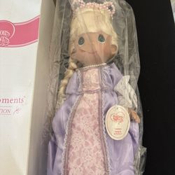 Precious Moment Disney Repunzel