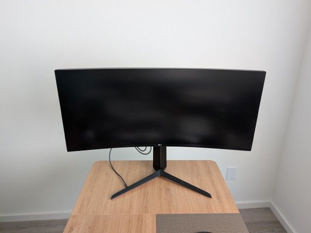 LG Ultra wide Monitor 34"