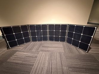 BLUETTI SP200 200W Foldable Solar Panel (SunPower Cells, ETFE) w/ MC4 Cables