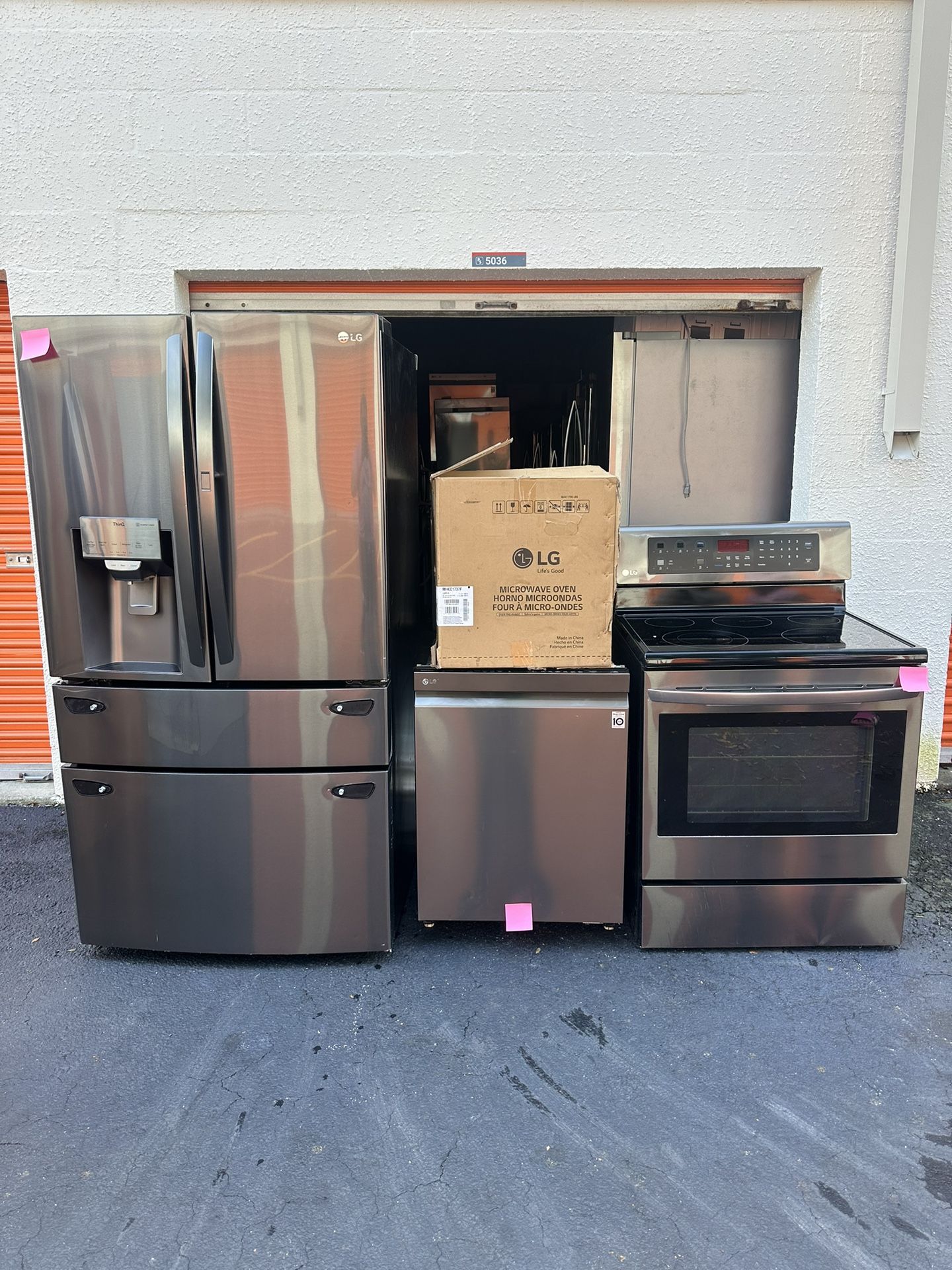 LG full kitchen in black stainless steel with 3 months warranty free delivery