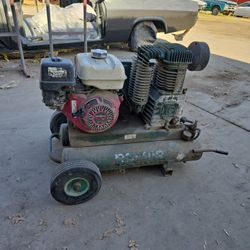 5 Hp Gas Compressor. ROLLAIR