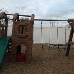 Backyard Playset For Free