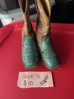 Toddler Size 11 Boots $10