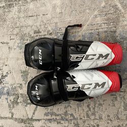 CCM JR Jetspeed Shin Pads L/R