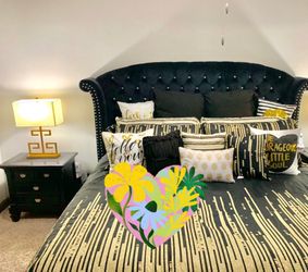 KING SIZE BED AND MATTRESSES