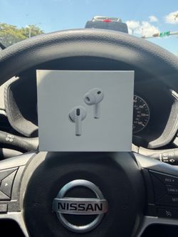 AUTHENTIC 🍎 AIRPOD PRO 3 BRAND NEW 🍎 ORIGINAL FACTORY SEALED CAN MEET AT 🍎 FALLS TO CONFIRM AUTHENTICITY $200 CASH FIRM HOMESTEAD AREA