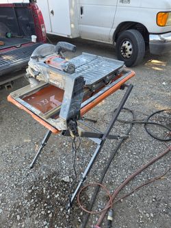 RIDGID Wet Tile Saw with Stand