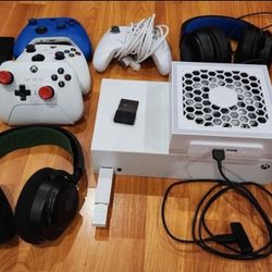 Xbox Series S + Extras