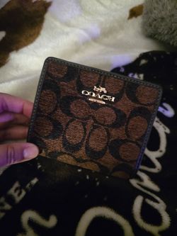 Coach  Chenille wallet Excellent Condition Serious Buyers ✨️ Price Firm