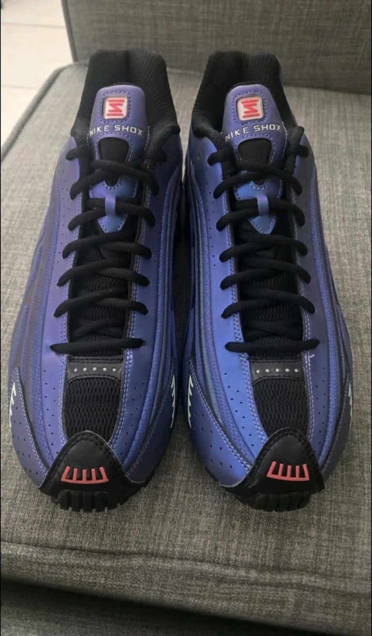 Nike shox r4 iridescent brand new size 13
