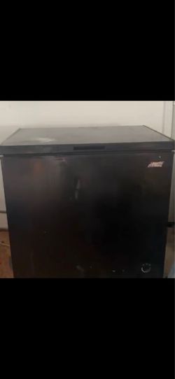 Deep freezer