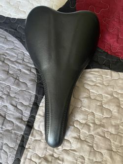 New Black Adult Bike Seat